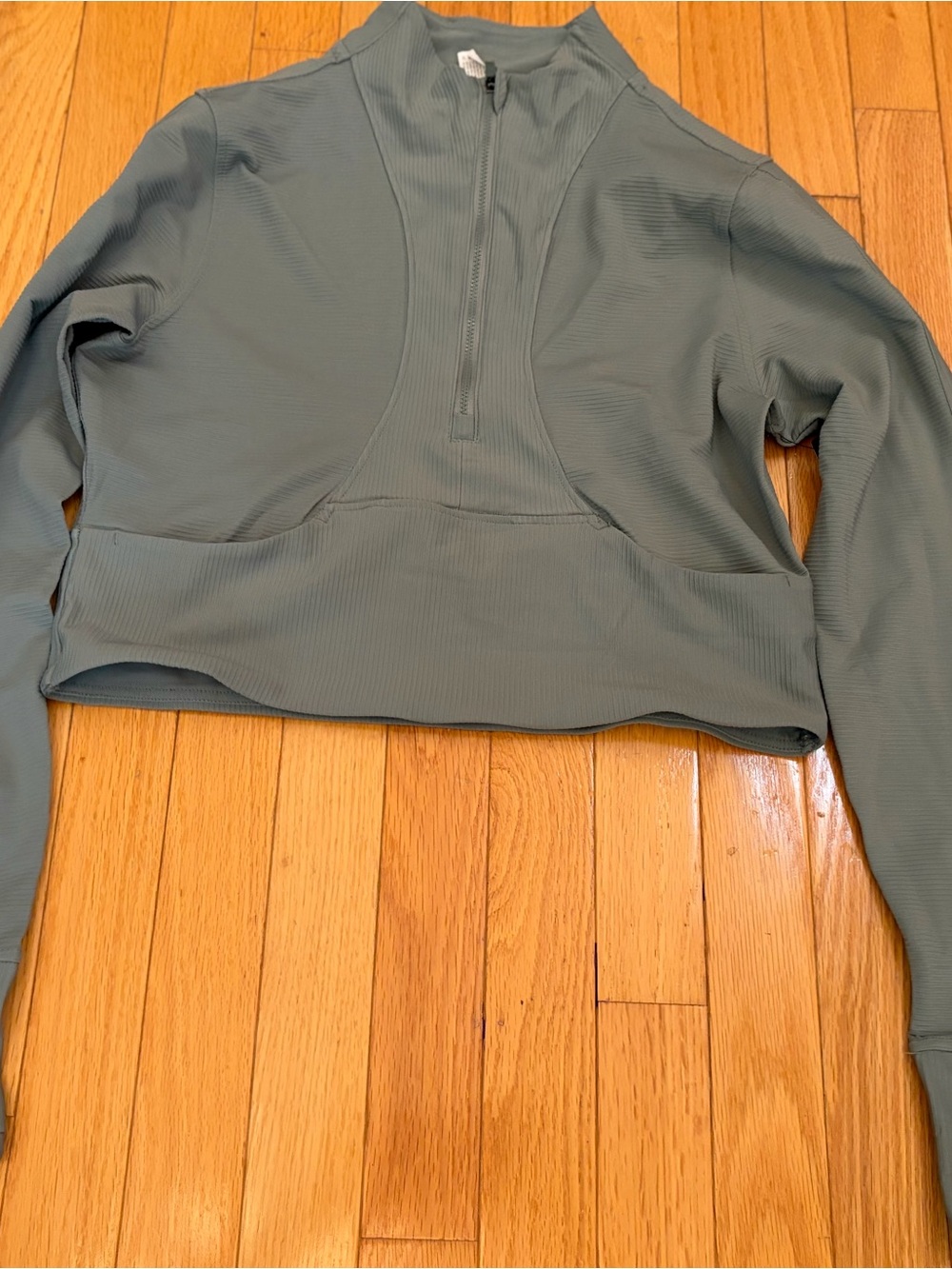90 Degree By Reflex Cropped Half-Zip Top - Sage green pale